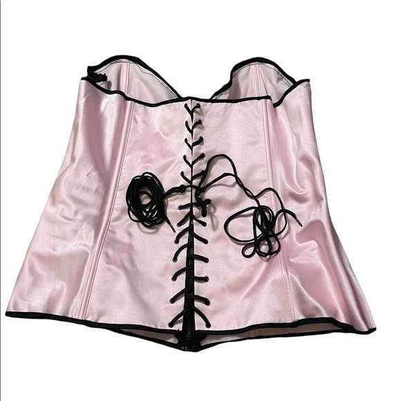 Intimate Attitudes corset - Picture 3 of 5